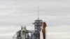 NASA có thể đưa ra quyết định về việc phóng phi thuyền Endeavour