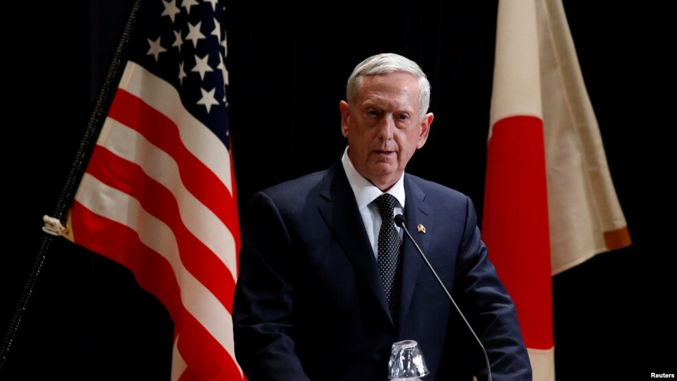 Bộ trưởng Quốc phòng Hoa Kỳ Jim Mattis phát biểu tại một cuộc họp báo ở Tokyo, Nhật Bản, 4/2/2017.