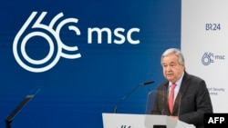 El secretario general de la ONU, Antonio Guterres, pronuncia su discurso durante la inauguración de la 60.ª Conferencia de Seguridad de Múnich (MSC, por sus siglas en inglés) en el hotel Bayerischer Hof de Múnich, sur de Alemania, el 16 de febrero de 2024.