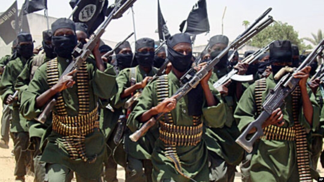Chiến binh nhóm chủ chiến al-Shabab luyện tập ở ngoại ô thủ đô Mogadishu của Somalia