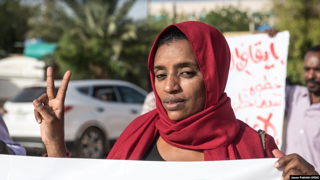 Inside the sit-in, journalists continued their protest for press freedom in Sudan.