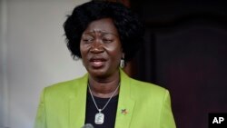 Awut Deng Achuil, the South Sudan Minister for Foreign and the first female to hold the position, speaks to press in Juba, South Sudan, Sept.12, 2019.