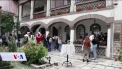 (Iz)van ormara: Izložba LGBTI zajednice u BiH