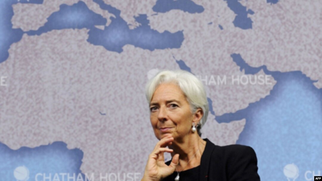 Bà Christine Lagarde nói rằng các ngân hàng trung ương cần giữ mức lãi suất thấp và tiếp tục các nỗ lực kích thích tăng trưởng
