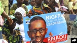 Hoton Nuhu Ribadu lokacin da yayi takarar shugaban kasa karkashin jam&#39;iyyar ACN