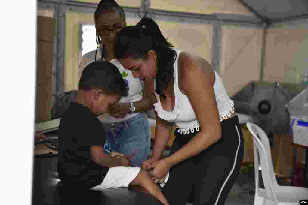 Todos los días, el personal de centro de salud Las Margaritas atiende de 100 a 120 niños. (Foto: Diego Huertas)