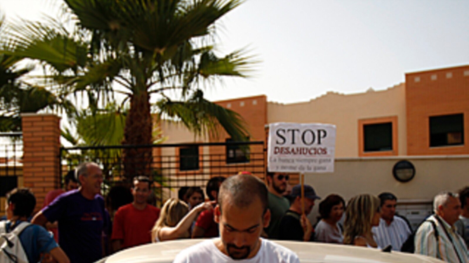 Spaniards Protest High Rate of Foreclosures, Debt