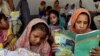 پاکستان: تعلیمی شعبے کے لیے قانون سازی میں تاخیر