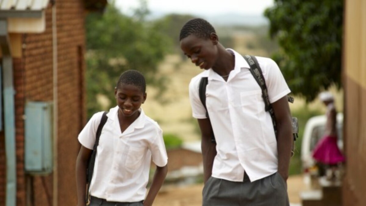 Zimbabwe Schools Drop Pupils Not Paying Fees