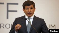 Dalam pertemuan Forum Kerjasama Turki-Arab di Istanbul Menlu Turki Ahmet Davutoglu mengatakan, Israel harus tahu bahwa wilayah Jalur Gaza dan Tepi Barat adalah milik Palestina (foto: dok).