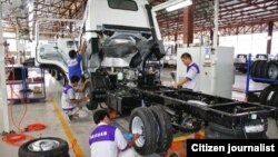 ​ໂຮງ​ງານ​ປະ​ກອບ​ລົດ​ຂະ​ໜາດ​ນ້ອຍ ຢູ່​ເຂດ​ເສດ​ຖະ​ກິດ​ພິ​ເສດ ສະ​ຫວັນ-ເຊ​ໂນ