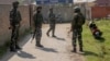 بھارتی کشمیر: سیکیورٹی فورسز پر شہری کو مبینہ طور پر انسانی ڈھال بنانے کا الزام
