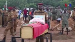 Burkina Faso: funérailles des 7 soldats tués dans une attaque (vidéo)