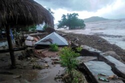 Banjir bandang di Lembata, Flores Timur, puluhan orang hilang, lebih dari 70 orang tewas, 5 April 2021. (Foto: dok).