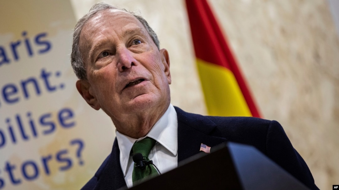 Kandidat Capres AS dari Partai Demokrat, Michael Bloomberg menghadiri KTT COP25 di Madrid, 10 Desember 2019. (AP Photo/Bernat Armangue)