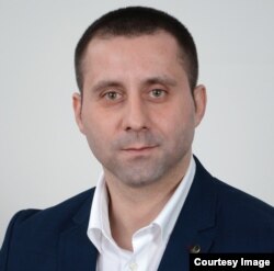 Vlade Simović, vanredni profesor Fakulteta političkih nauka Banja Luka