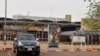 L'entrée de l'aéroport international Diori Hamani de Niamey, au Niger, le 24 février 2016.