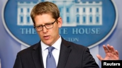 Juru bicara Gedung Putih Jay Carney memberikan penjelasan tentang program 'Twitter Kuba' hari Kamis (3/4). 