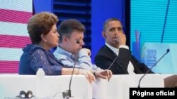 La presidenta Dilma Rousseff, y los presidentes Juan Manuel Santos y Barack Obama en la Clausura de la Cumbre Empresarial.