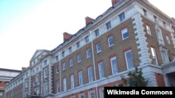 Rumah Sakit King's College di London, tempat Isaiah Haastrup (11 bulan) dirawat karena kerusakan otak parah (foto: ilustrasi). 