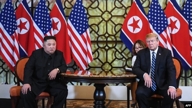 美国总统特朗普和朝鲜领导人金正恩2019年2月28日在河内举行特金会。
