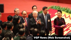 Tổng bí thư-Chủ tịch nước Nguyễn Phú Trọng cùng các lãnh đạo nhà nước Việt Nam tại Đại hội 13 của Đảng Cộng sản, diễn ra từ 25/1 đến 2/2.