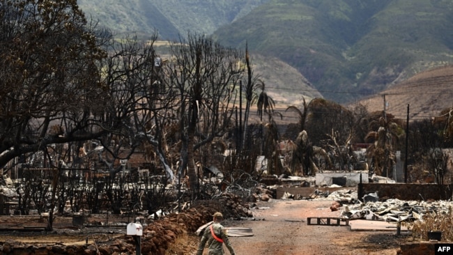 Una vista de la devastación dejada por los incendios forestales en Lahaina, Hawái, el 16 de agosto de 2023.