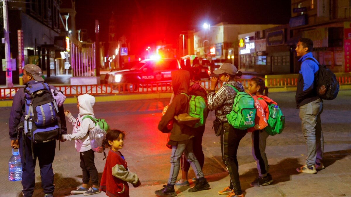 EEUU: Agudo Descenso De Cruces Ilegales Por Frontera México Continuó En ...