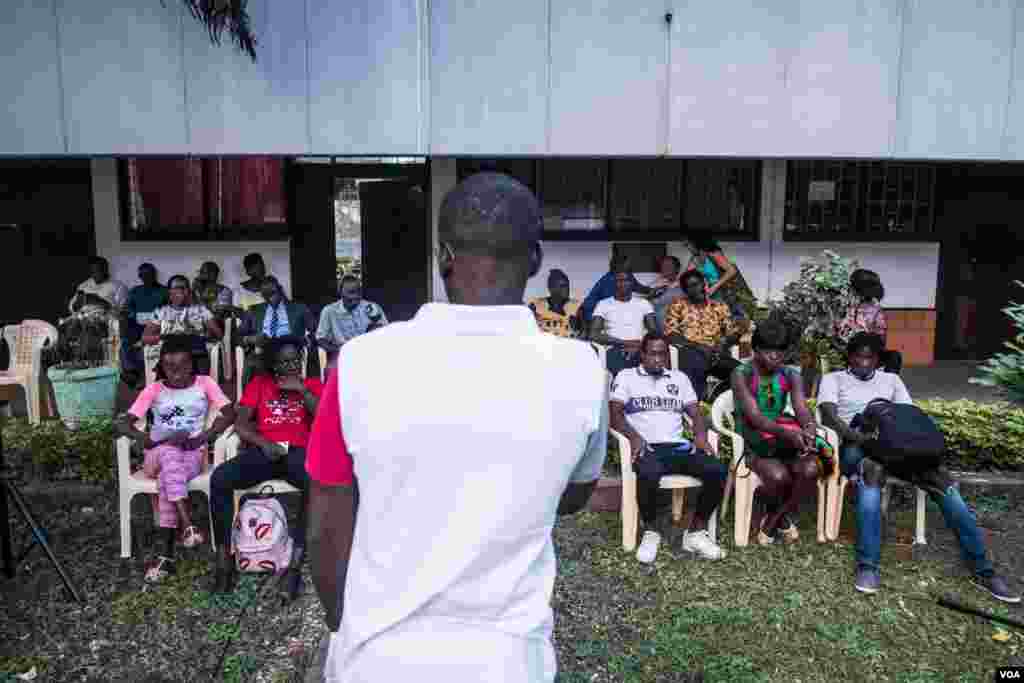 The Guinea-Bissau Writers Association meets monthly to conduct readings and share progress on their works. Of their 40 members, nearly half are poets, something association President Abdulai Sila says meshes well with a rich tradition of oral literature and storytelling. Bissau, Guinea-Bissau, Dec. 19, 2017. (R. Shyrock/VOA)