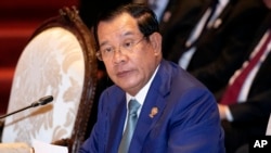 Cambodia's Prime Minister Hun Sen participates in ASEAN-U.N. summit in Nonthaburi, Thailand, Nov. 3, 2019.