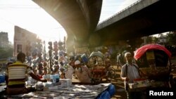  Street vendor in Dhaka