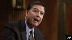 James Comey dipecat dari jabatannya sebagai kepala Dinas Penyidikan Federal (FBI) hari Selasa (9/5). 