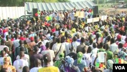 Un rassemblement du Mouvement pour la Renaissance du Cameroun (MRC) à Maroua, le 1er octobre 2018. (VOA/ME Kindzeka) 