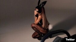 Al menos 10 famosos artistas se han comprometido para el concierto benéfico de Ariana Grande el domingo 4 de junio a favor de las víctimas y familiares de los fallecidos en el ataque después de su concierto de Manchester en mayo.