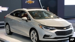 General Motors şirkətinin istehsal etdiyi Chevrolet Cruze modeli