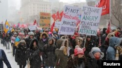 Ženski marš u Torontu u Kanadi održan je na temperaturi od minus 22 Celzijusa.