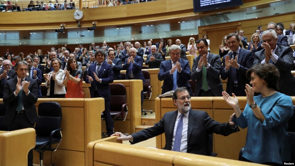 Премьер-министр Испании Мариано Рахой в Сенате страны