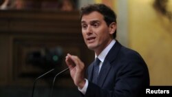 FILE - Ciudadanos leader Albert Rivera delivers a speech during the investiture debate at the Parliament in Madrid, Spain, July 22, 2019. 
