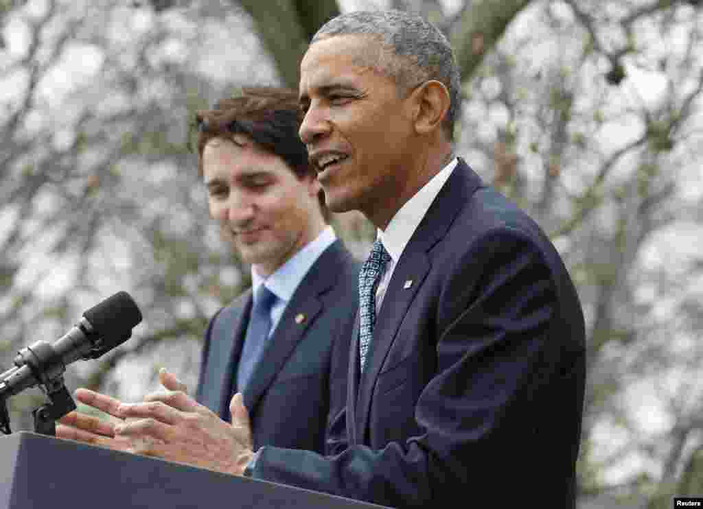 Presiden AS Barack Obama dan PM Kanada Justin Trudeau dalam konferensi &nbsp;gabungan di Gedung Putih, Washington, D.C. (10/3). (Reuters/Kevin Lamarque)