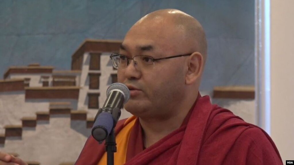 藏人行政中央议会议长堪布索朗丹在纽约出席2018藏汉联谊新春酒会