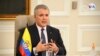 El presidente Iván Duque tiene las manos llenas. Tras ayudar a los venezolanos refugiados en su país, ahora afronta llamados de auxiliar a los colombianos golpeados por el coronavirus.