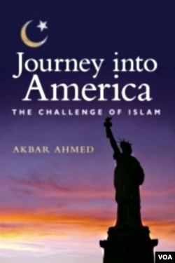 Buku "Journey into America" karya Profesor Akbar Ahmed (American University).