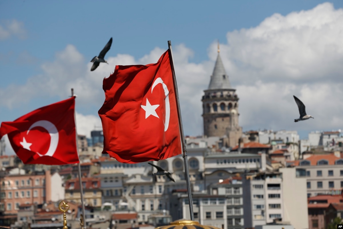 «Русский» ответ Эрдогана Трампу: Турки закрывают американцам Босфор