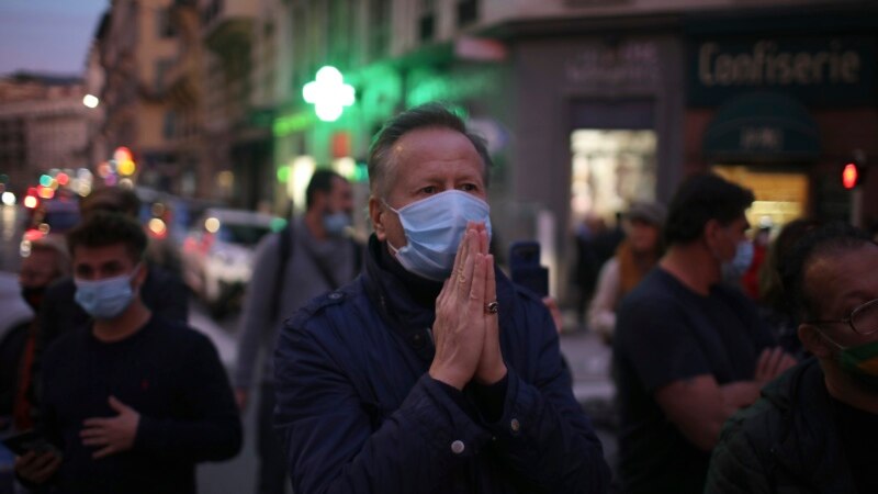 Man Armed with Knife Kills at Least 3 in France