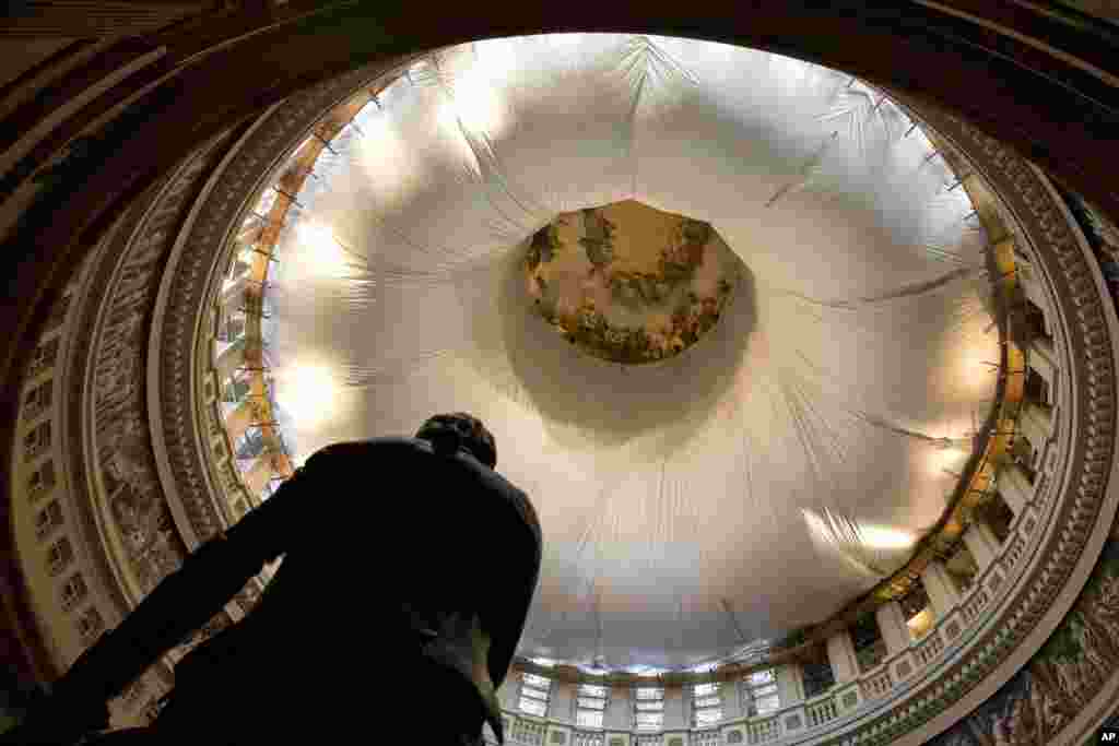 The Rotunda of the U.S. Capitol is partially covered during renovations as Congress returns for the lame duck session following a sweep for the GOP in the midterm elections.