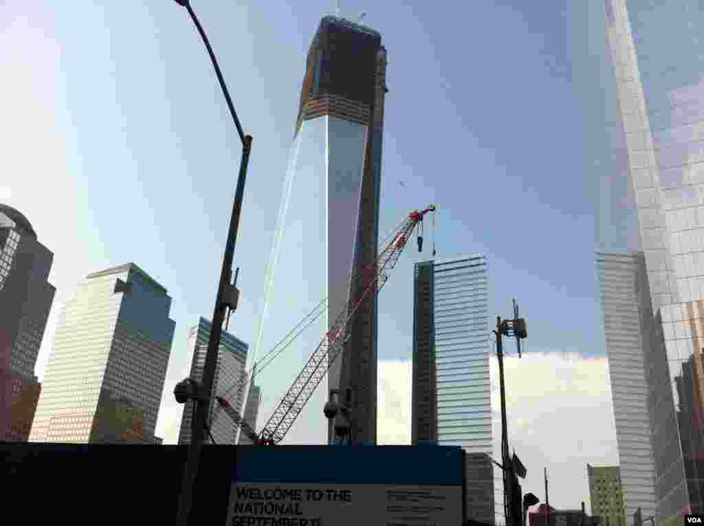 New towers under construction at the World Trade Center site in New York City (Photo: VOA / Sandra Lemaire)