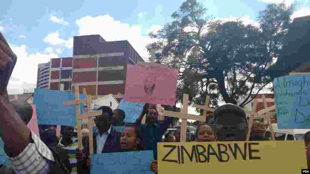 Angry protesters in Harare.