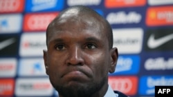 Eric Abidal lors de sa présentation à Barcelone, Espagne, le 9 juin 2018 (Photo by LLUIS GENE / AFP)