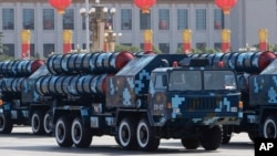 지난 2009년 10월 중국 베이징에서 열린 열병식에 등장한 HQ-9 미사일. (자료사진)