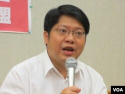 兩岸協議監督聯盟召集人賴中強(美國之音張永泰拍攝)